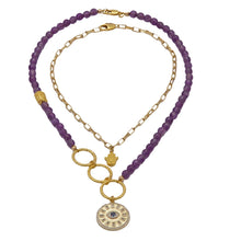 Cargar imagen en el visor de la galería, Collar doble de Amatista y cadena con dijes de Ojo Protector y HAMSA. Aretes a juego incluidos.