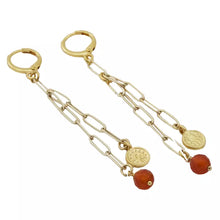 Cargar imagen en el visor de la galería, Collar triple de Cornalina, Hematita y cadena con Ojo Protector, hoja de la fortuna y símbolo OM. Aretes a juego incluidos.