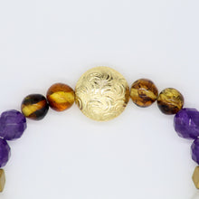 Load image into Gallery viewer, Various stones bracelet with ancient Buddha pendant, drop.