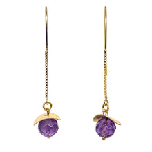 Load image into Gallery viewer, Amethyst earring with wavy disc.