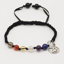 Cargar imagen en el visor de la galería, Pulsera 7 chakras. Piedras semipreciosas y Plata. Negra