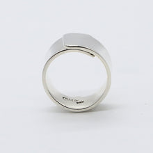Cargar imagen en el visor de la galería, Anillo minimalista ajustable de solapa.