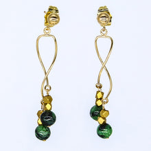 Load image into Gallery viewer, Spiral earring with Chrysoprase.