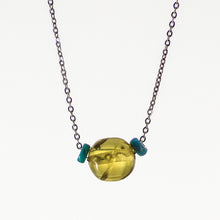 Cargar imagen en el visor de la galería, Collar de cadena Ámbar y Turquesa.
