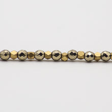 Cargar imagen en el visor de la galería, Collar Hematita con dije Coral y Lapislázuli.