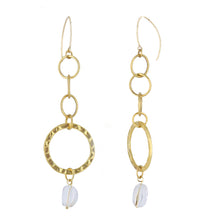 Cargar imagen en el visor de la galería, Collar largo cadena y Cuarzo Transparente. Aretes a juego incluídos.