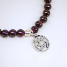 Cargar imagen en el visor de la galería, Pulsera Ámbar, Aventurina, Granate, Plata y OM.